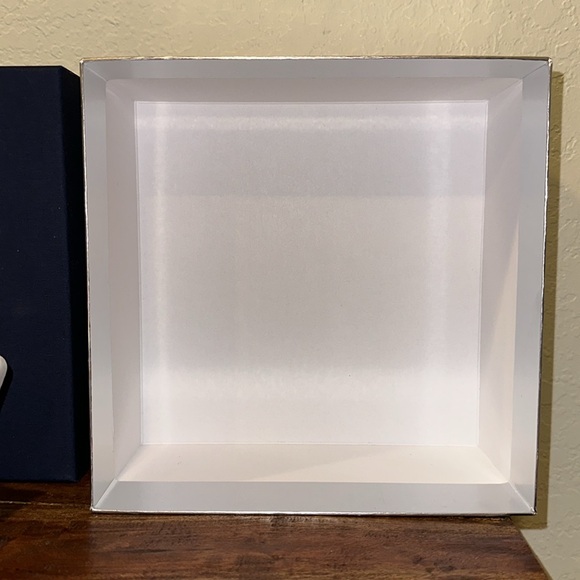 Dior Blue Gift Box with Tissue and Ribbon - Picture 11 of 11